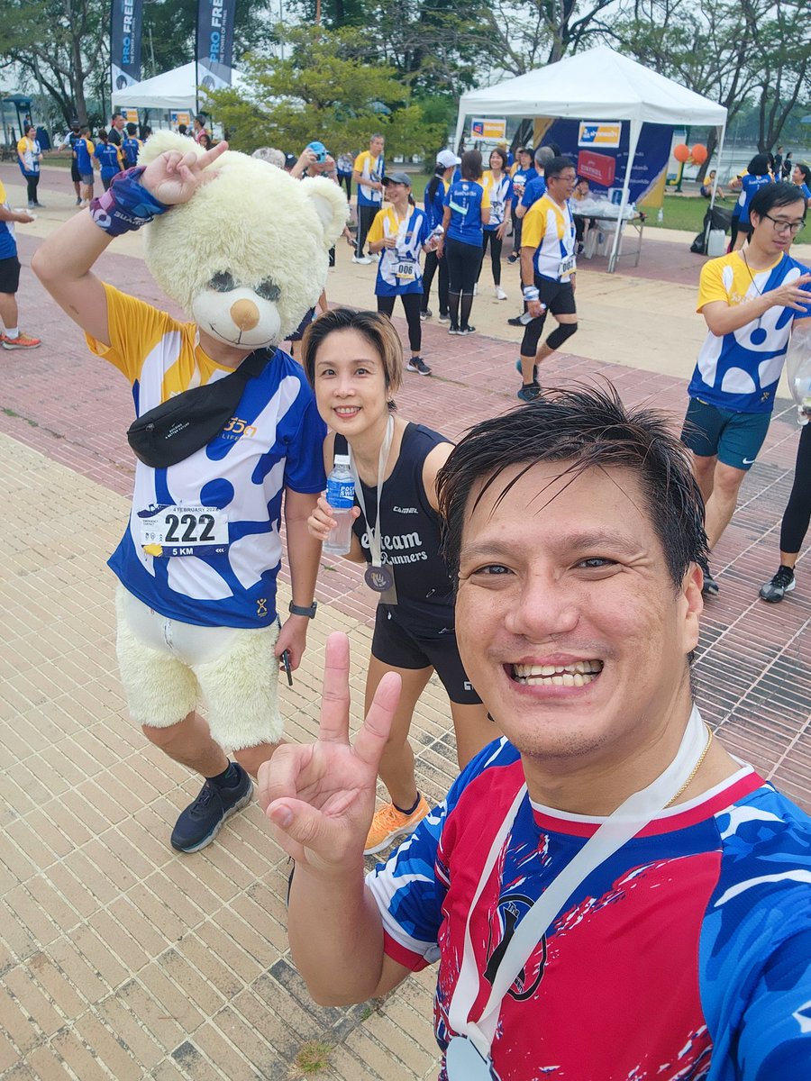 NinjaTooK's tweet photo. งาน “วิ่งสร้างชีวิต – RUN FOR NEW LIFE” ✨️ พามาให้ได้เจอกัน ดีใจที่ได้เจอทุกคน 📸 งานเล็กๆ แต่มีความสุขมากกกกก 🥰 ไว้เจอกันใหม่งานหน้านะครับ 😃
#วิ่งสร้างชีวิต
#RunForNewLife
#tookkyrun https://t.co/HqD2LvpAFB