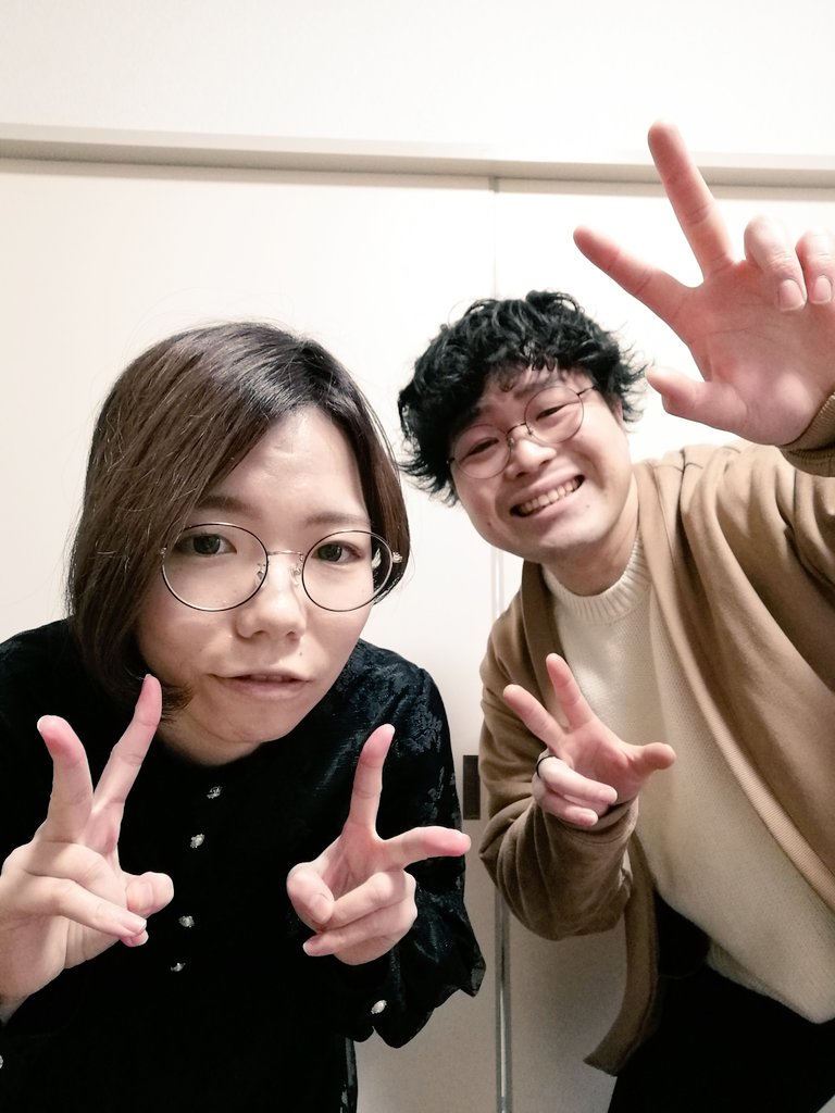 oriori0419's tweet photo. 【結婚報告】

本日2月6日をもちまして
相方である「わかめ」と
入籍しました！

ACCELE LANDのお客さんとして
ライブ遊びにきてたのが出会いです。
付き合って８年！
入籍遅ええええ！
未熟な二人ですが何卒
よろしくお願いいたします！
（よくある婚姻届にリング重ねてる写真は撮りません笑）
#入籍 https://t.co/KKRh1BPpy4