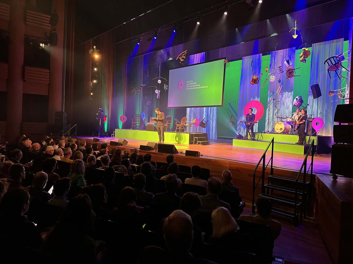 De Nationale Conferentie Circulaire Economie is van start! 

Meekijken kan via hier:
…onaleconferentiecirculaireeconomie.nl

#NCCE23 #CirculaireEconomie