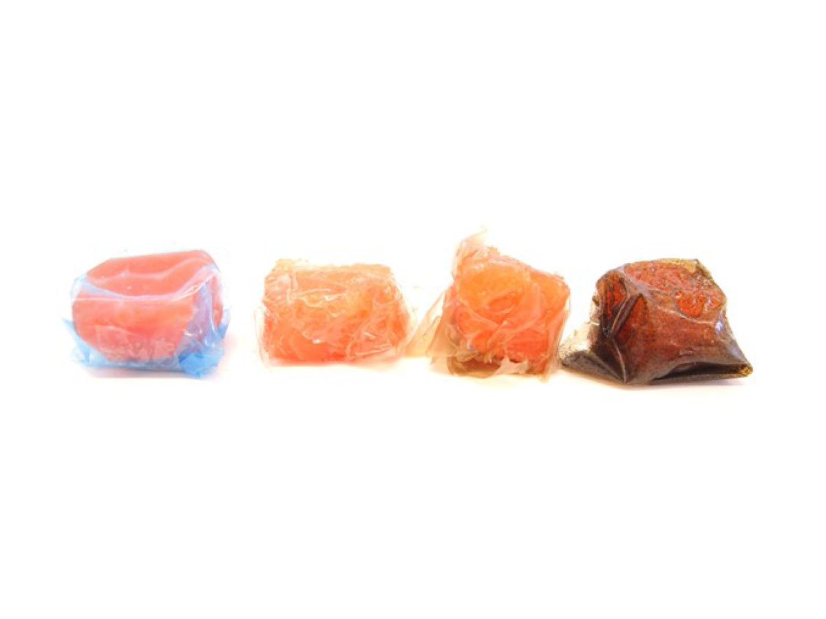 EU_MARE's tweet photo. A substitute to single-use #plastic film in food packaging? 

That's what the SeaFilm food #packaging project aims to create, by conserving frozen #fish with edible biofilm. 

It will reduce #foodwaste and the amount of single-use plastics. 

Full story: https://t.co/j5TIvlkD9A https://t.co/ExvvW4lbxP