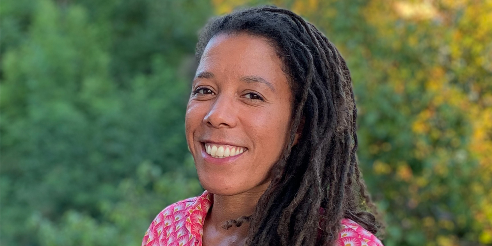 Connaissez-vous le métier de Docteur Hydrogéologue ? 🤓 
Il étudie la roche sous-terraine pour comprendre comment les « eaux souterraines » se rechargent. 💧
Un métier clé, présenté par Myriam, responsable des ressources en eaux au sein de nos UP d'eaux ⤵️
usinesouvertes.fr/myriam-nous-pa…