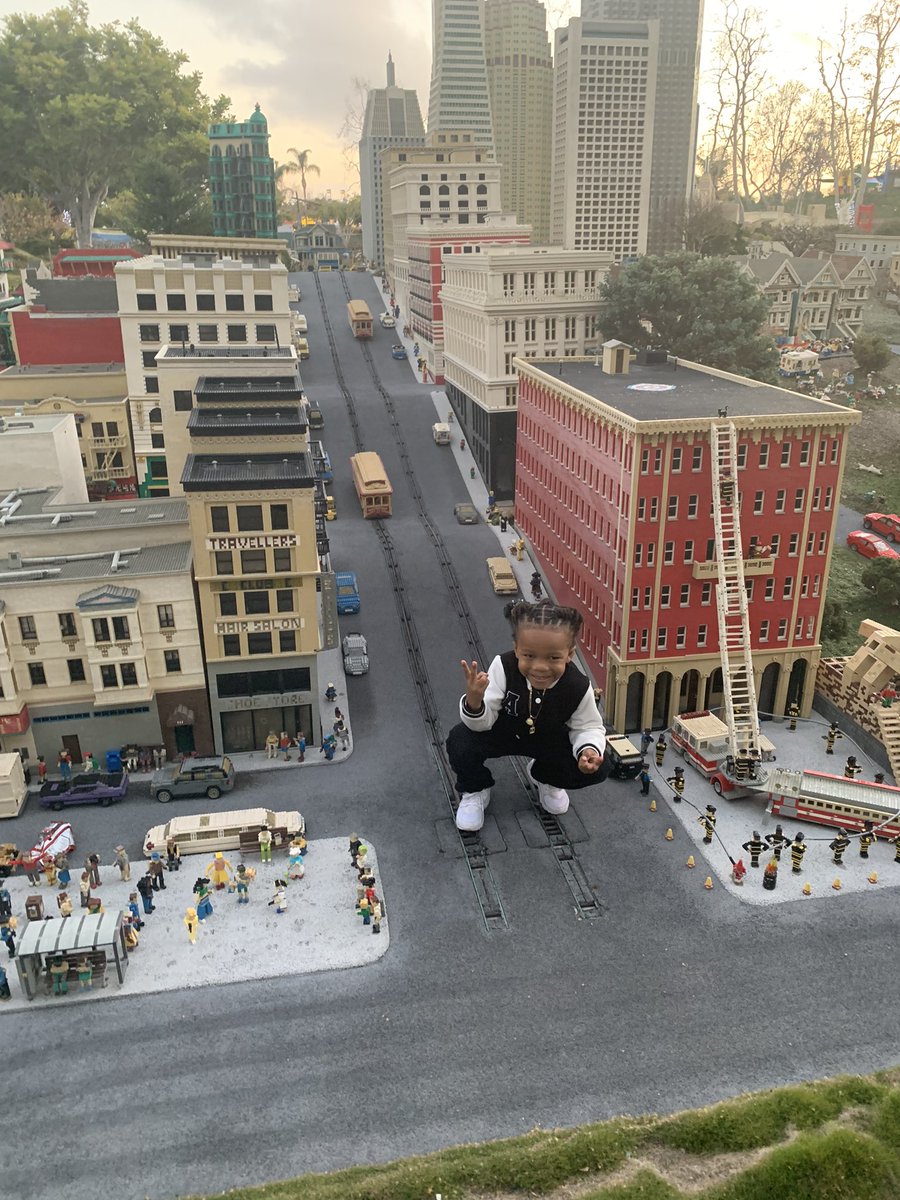 starmoneyshine's tweet photo. Happy 6th Birthday To My Oldest King One Of The Best Big Brothers/Protector I Kno Lbs. February 5th Will Always Be A Movie I Love You Beyond Like Kid Today Was A Blast🥳 Thanks Family and Friends That Called and Sent 💵 We Love and Appreciate It All❤️ #TAMMYWORLD 🌍 https://t.co/Yulem1HtPD