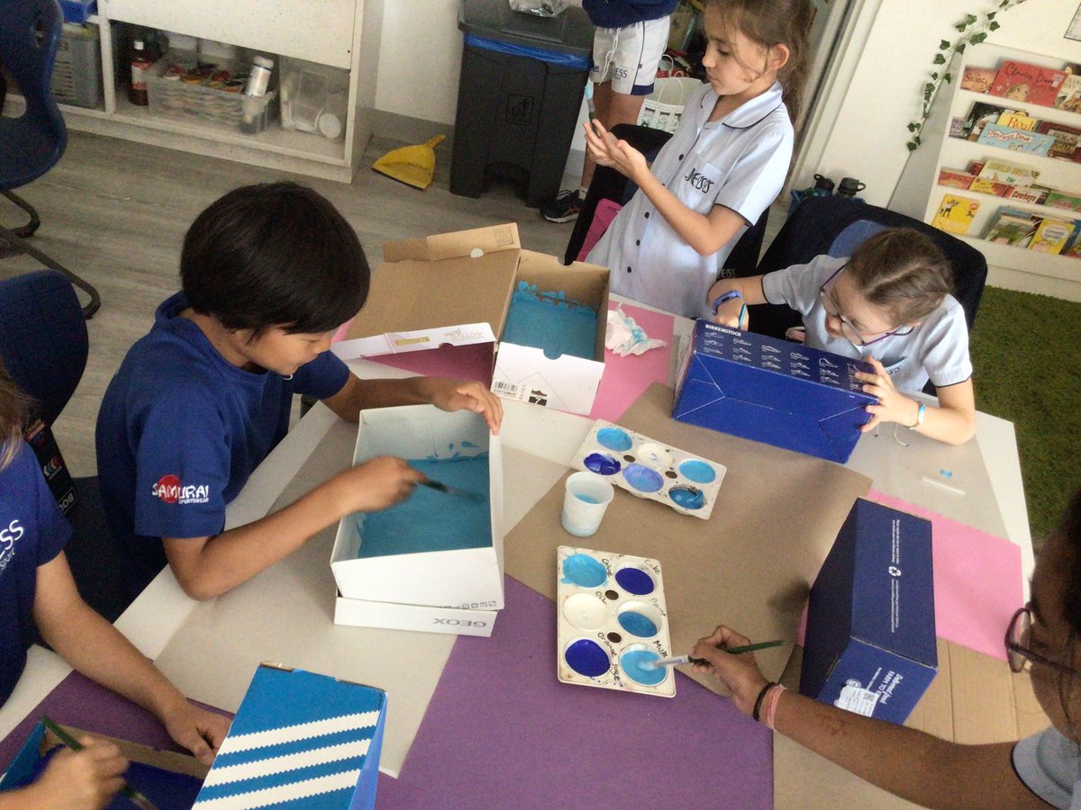 Year 4 have kicked off theme week by starting to create their ocean scene dioramas! We are using recycled items found at home to ensure we are spreading the message of reducing pollution. #JESSPriTheme