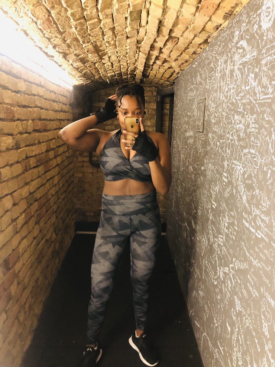 y_mangisa's tweet photo. Hello freezing Monday 🥶🥲
#FetchYourBody2023
#gymgirl #FitnessMotivation #europeanwinter https://t.co/spegpqjOiE