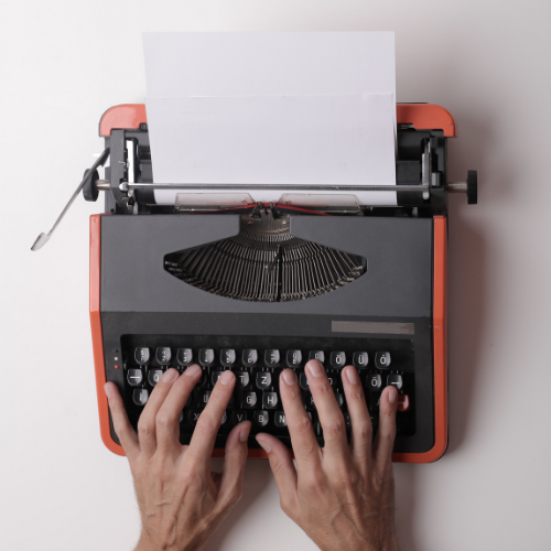 grammarbuddies's tweet photo. Use 'your' as the possessive form of 'you,' and 'you're' as a contraction of 'you are' #CorrectorApp #WriteLikeAPro #WordWizard #SpellingChamp https://t.co/iHfPLAmNUQ
