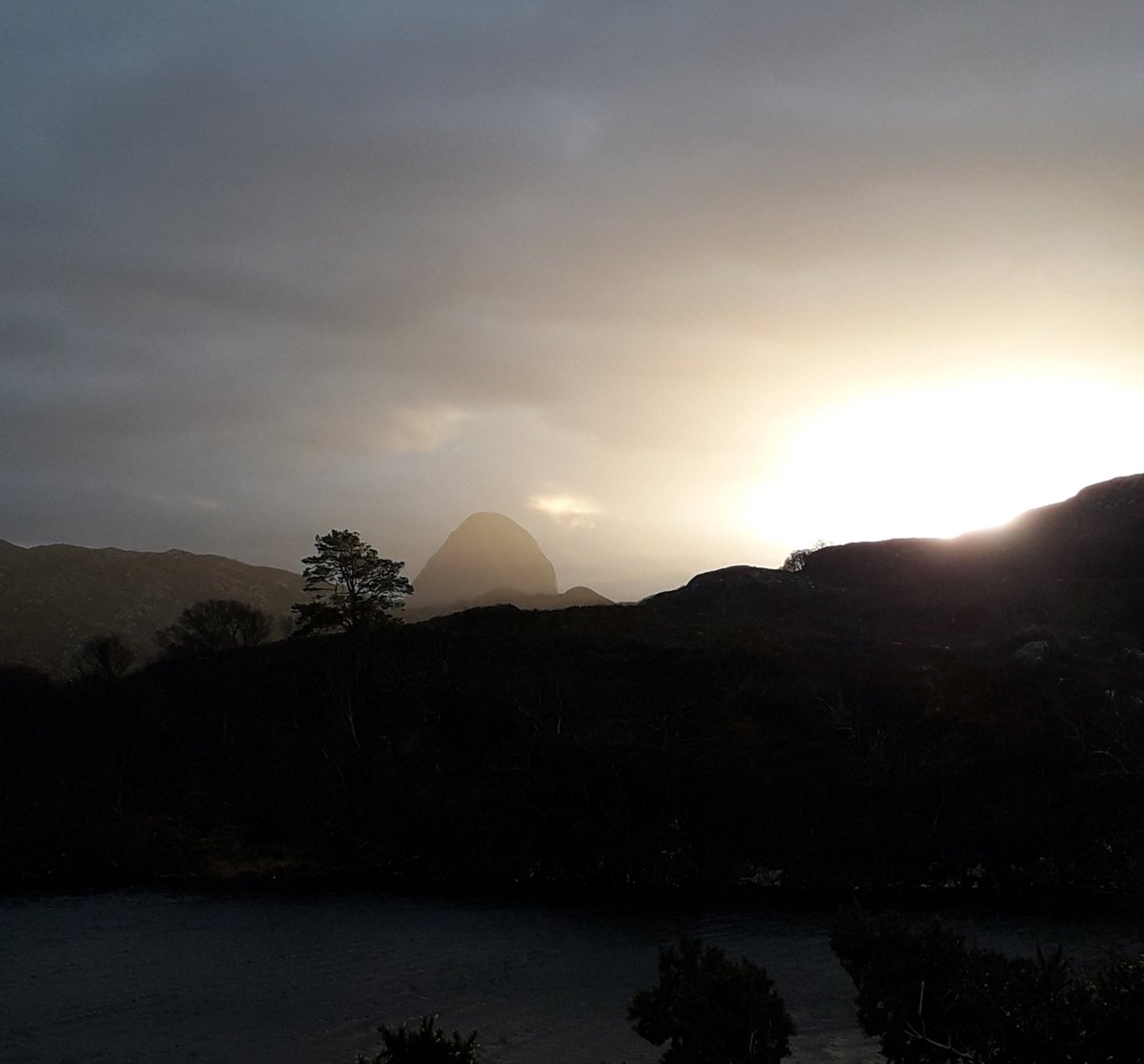 ibdnurse's tweet photo. #thoughtfortheday #noboard Allowing self care and wellbeing can enable you to support others @StockportNHS @warnetony @hatchell_karen picture from my morning highland walk 🙂 https://t.co/HiVyjYADi6