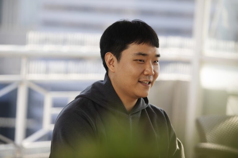 daily jung yumi on Twitter "Director Yu Jason talk about his