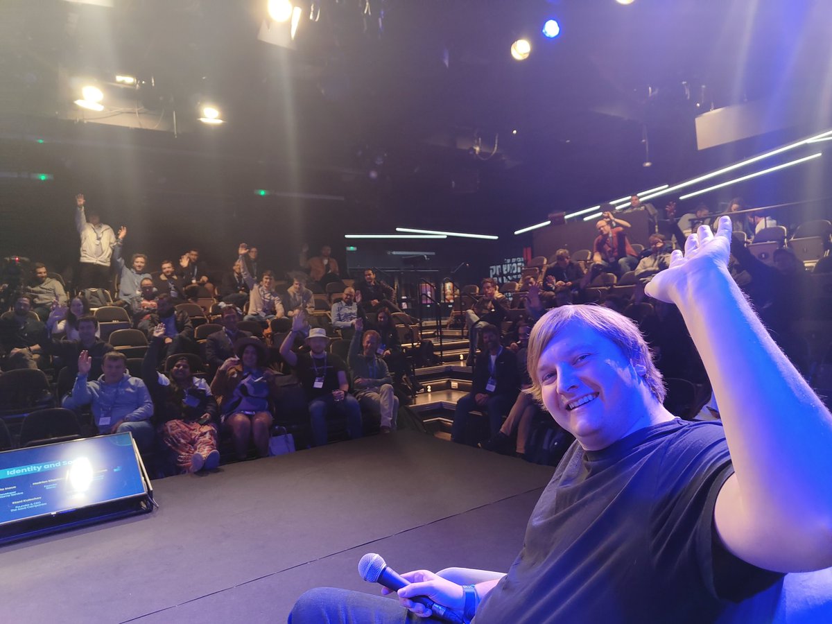 makoto_inoue's tweet photo. #StarkWareSessions2023 show hands if you have @ensdomains names! https://t.co/tG24o9lBSn