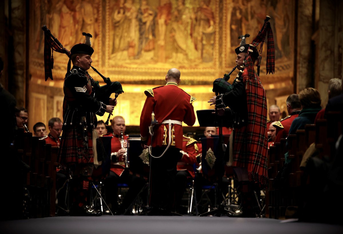 Our Pipers and Drummers are a huge part of our identity as the Scots Guards. Some fantastic pictures of LSgt Light and LCpl Grant performing in the Guards Chapel alongside the Band of the Scots Guards for their annual Burns’ Concert.