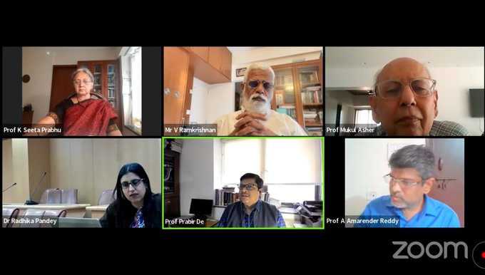 FoRqjE5aMAEwXMT?format=jpg&name=small