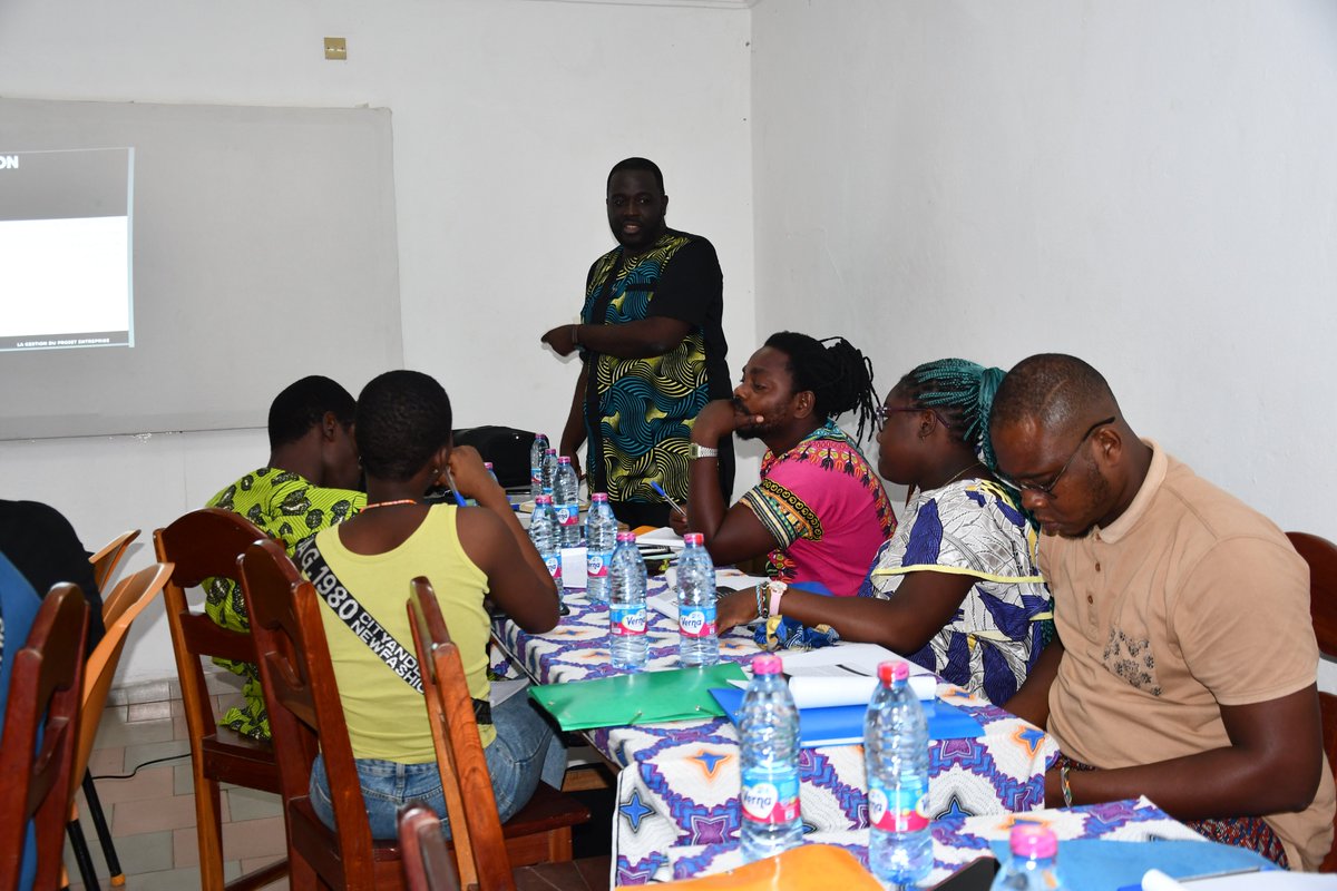 Les Universités Sociales du Togo tweet media