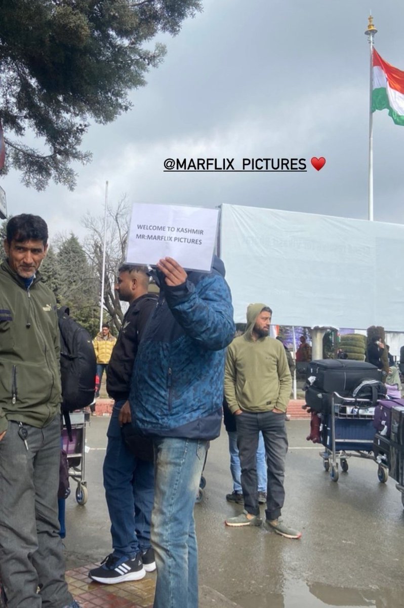 Warm welcome to Kashmir 🤗🙌🙌 
#Marflix  #Fighter 😎
#SiddharthAnand  
#HrithikRoshan  #DeepikaPadukone