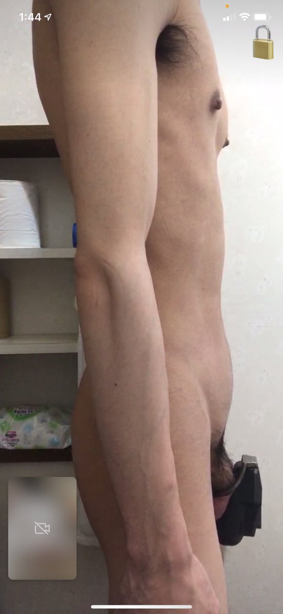 Ts678s's tweet photo. 所有してる奴隷の開発前の体(ニップルピアス外してある)　　QIUI貞操帯付き　6\2021 https://t.co/Hx0XeecoVD
