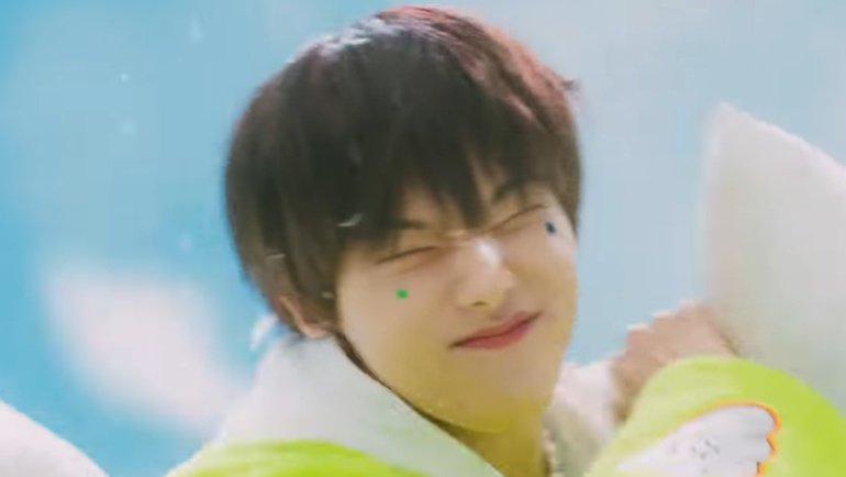 JlSUNGlE's tweet photo. may it be cute or fierce, jisung will slay in every concept https://t.co/A0D7fizZOi