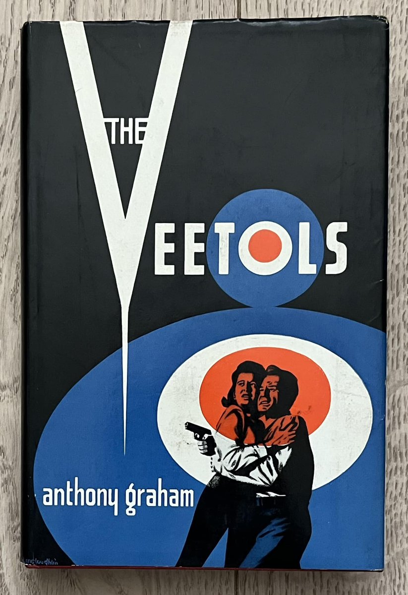 wilsongullis's tweet photo. The UK hardcover edition of The Veetols by Anthony Graham, published by TV Boardman (No.513) in 1965, and with cover art by Denis McLoughlin. #TheVeetols #AnthonyGraham #1960s #coverart #books #book #BoardmanBooks #DenisMcLoughlin #BoardmanBook https://t.co/di9r9Jt8vZ