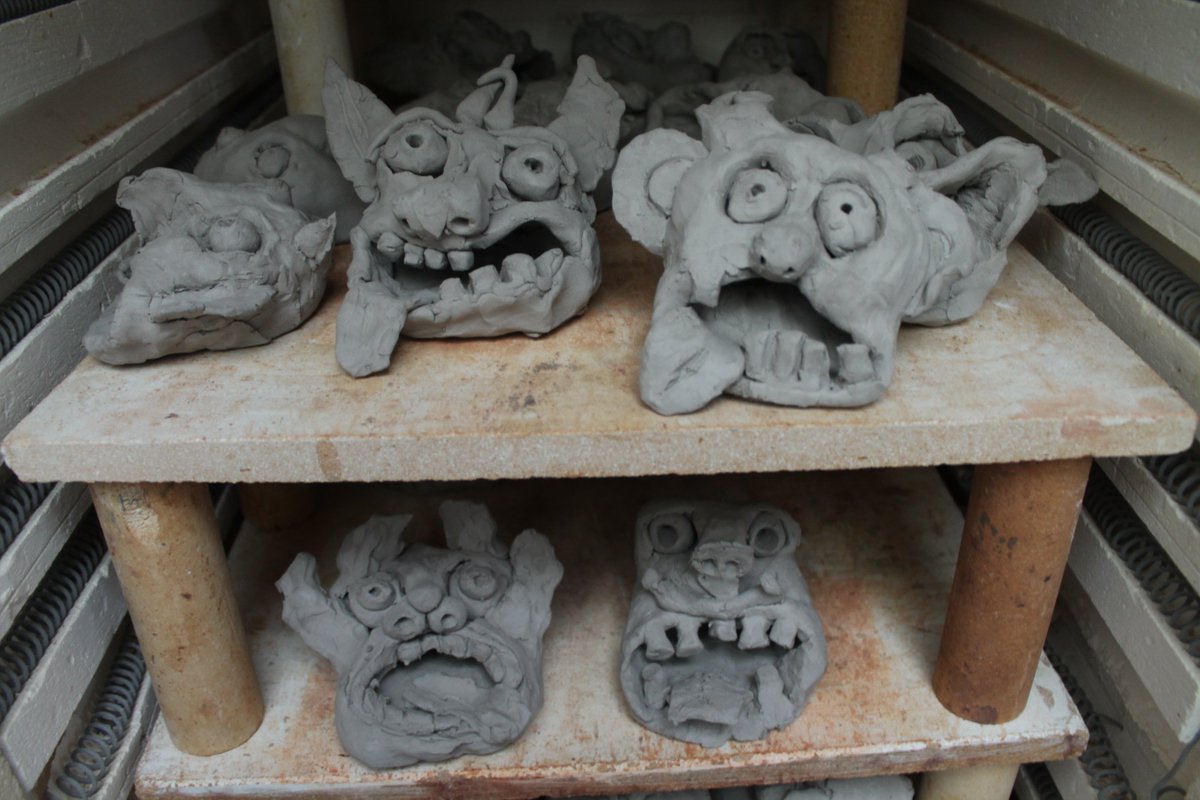 BablakeArt's tweet photo. @BablakeJunior monsters get fired! 👹🔥

The junior school have been creating some wonderfully fearsome monsters. They are are now being fired in the @BablakeSchool Art Department before they are glazed.👾

Well done @BablakeJunior! https://t.co/sUK99njlLR