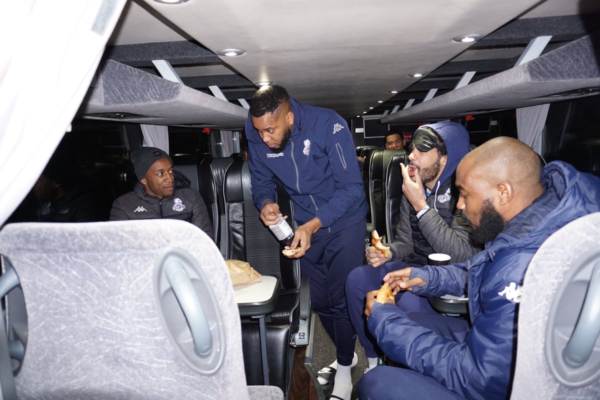 NantesBasket44's tweet photo. ✍️ Nantes parti pour un « road trip » dans le Nord : https://t.co/D66CZGo8FC https://t.co/cM95l5wmU7