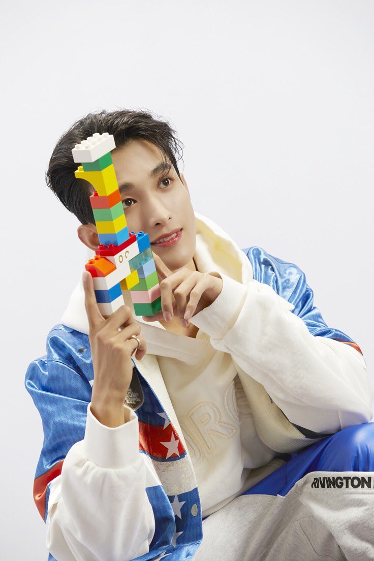dokyeomfolder's tweet photo. so attractive ✨✨ https://t.co/LyHUCPjUTL