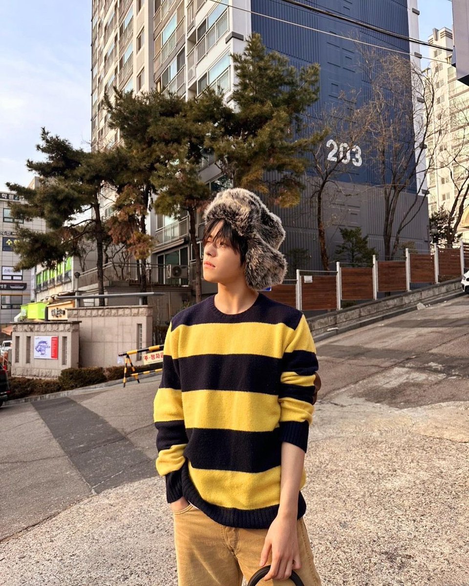 ArabJaehyuk's tweet photo. 230206 ⊹ 📥
تحديث جايهيوك عبر الانستقرام♡
🦁:💛🖤 https://t.co/hX2uYRxnsN