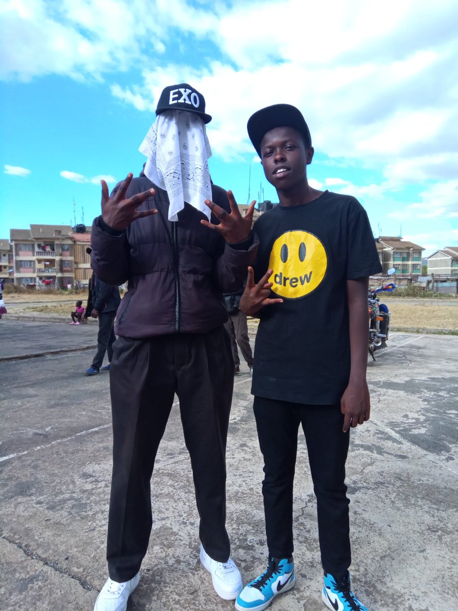 mapulupante's tweet photo. G Town drillerz🖖🤞 https://t.co/2a0DNBdXCc