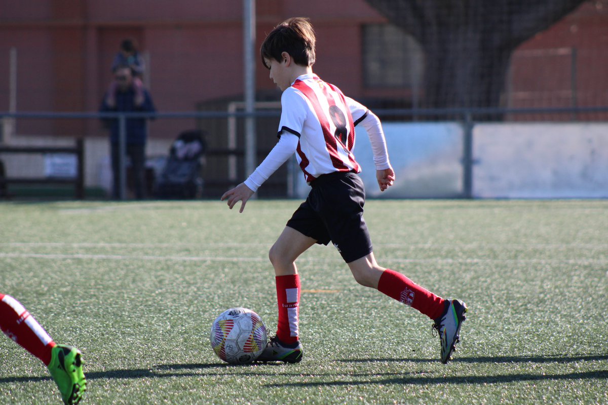 FC CARDEDEU tweet media