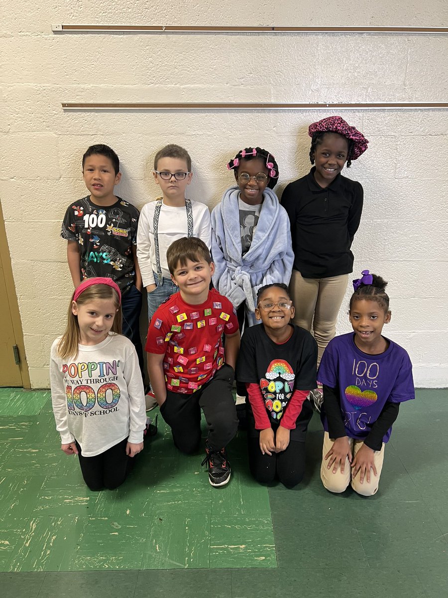 Cassie_Lou7's tweet photo. We’re celebrating the 100th day of school today in the 2nd grade at @pope_school !! We have some of the cutest 100 year olds and some very creative t-shirts! @JMCSchools @thvowell @popepantherspto https://t.co/semz7ny6RY