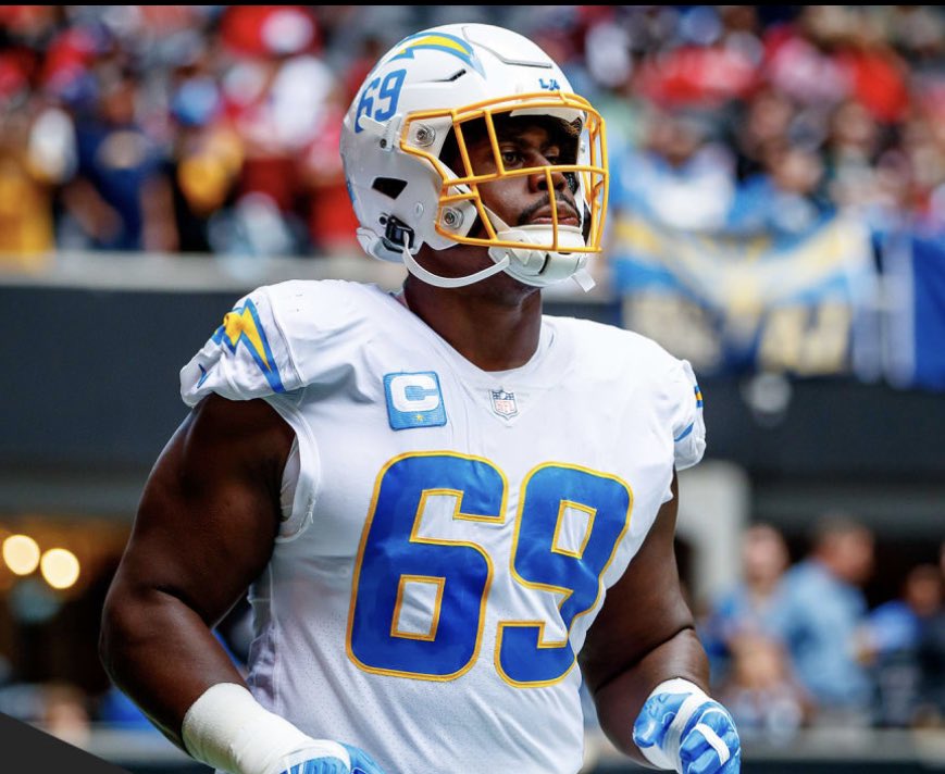 ChargersMuse's tweet photo. Sebastian Joseph Day first season with the Chargers
56 tackles (career high)
9 tackles for loss (career high)
2 sacks 
1st career safety
1st career interception https://t.co/lUhj7ISx9Y