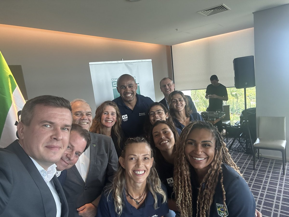 WitoldBanka's tweet photo. Some busy days coming up in #Brazil and #Argentina. I started my visit to Rio by meetings with the Brazilian Olympic Committee and BOC Athletes' Commission.
Thank you for a positive exchange on some important #cleansport issues. @timebrasil @wada_ama #JogoLimpo https://t.co/2gs6eOusWx