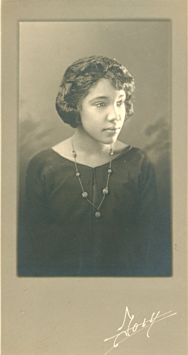 MerzeTate's tweet photo. February 6, 1905, marks the birthday of Dr. Vernie Merze Tate. This high school version of herself had no idea what was to come. Let's celebrate  her on our journey to chasing our dreams.  #VernieMerzeTate #BHM2023
Learn more about her fantastic life at https://t.co/yGmS7nADgs https://t.co/CwS3PJVm04