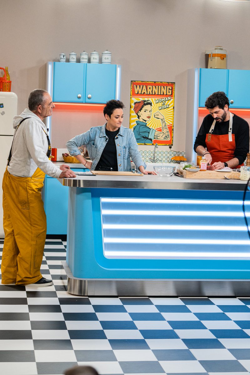 ThonRougeLigne's tweet photo. Tartare de thon rouge sur le plateau de FRANCE 3 !
Une recette, un pêcheur et son produit 🐟
Replay : https://t.co/ITnohAV36H
@F3OccitanieLR
@SpatuleProd
#thonrougedeligne #bluefin #pechedurable #pecheartisanale #fraicheur #qualité #traçabilité #ecolabels #msc https://t.co/SvcWiwFBYB