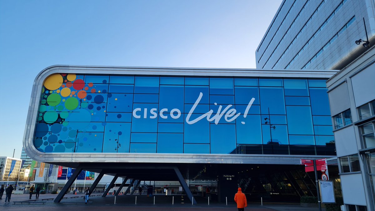 Jonny7988's tweet photo. Arrived #CLEUR @CiscoLiveEMEA #CiscoLiveEMEA https://t.co/nAHN89078e