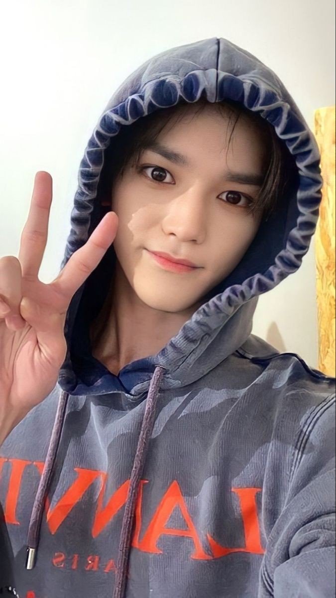 andTEAMcafe's tweet photo. ꒰ &amp;boys Café Order # 401 ꒱

✷ From: Anonymous

✷ To: @sullimour
 
    𓂋 Message: 
You received a comforting hug from taeyong <3
Taeyong loves you <3 https://t.co/Aw8IsDX47t