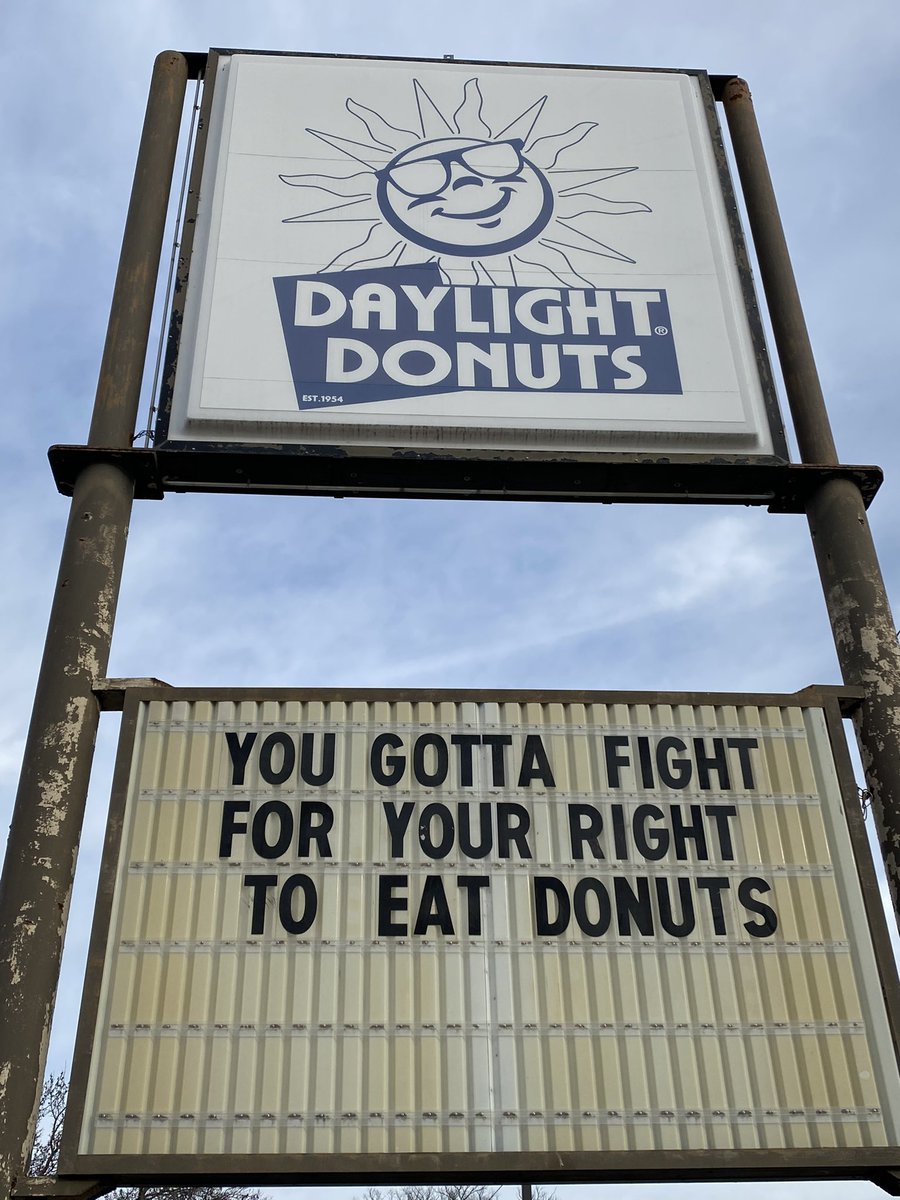 JasonRCurtis's tweet photo. @newheightshow @tkelce Ready for Super Bowl week at Daylight Donuts in Independence Kansas!!!  Let’s Go Chiefs!!! @Chiefs @JasonKelce https://t.co/pjiE5VTWha
