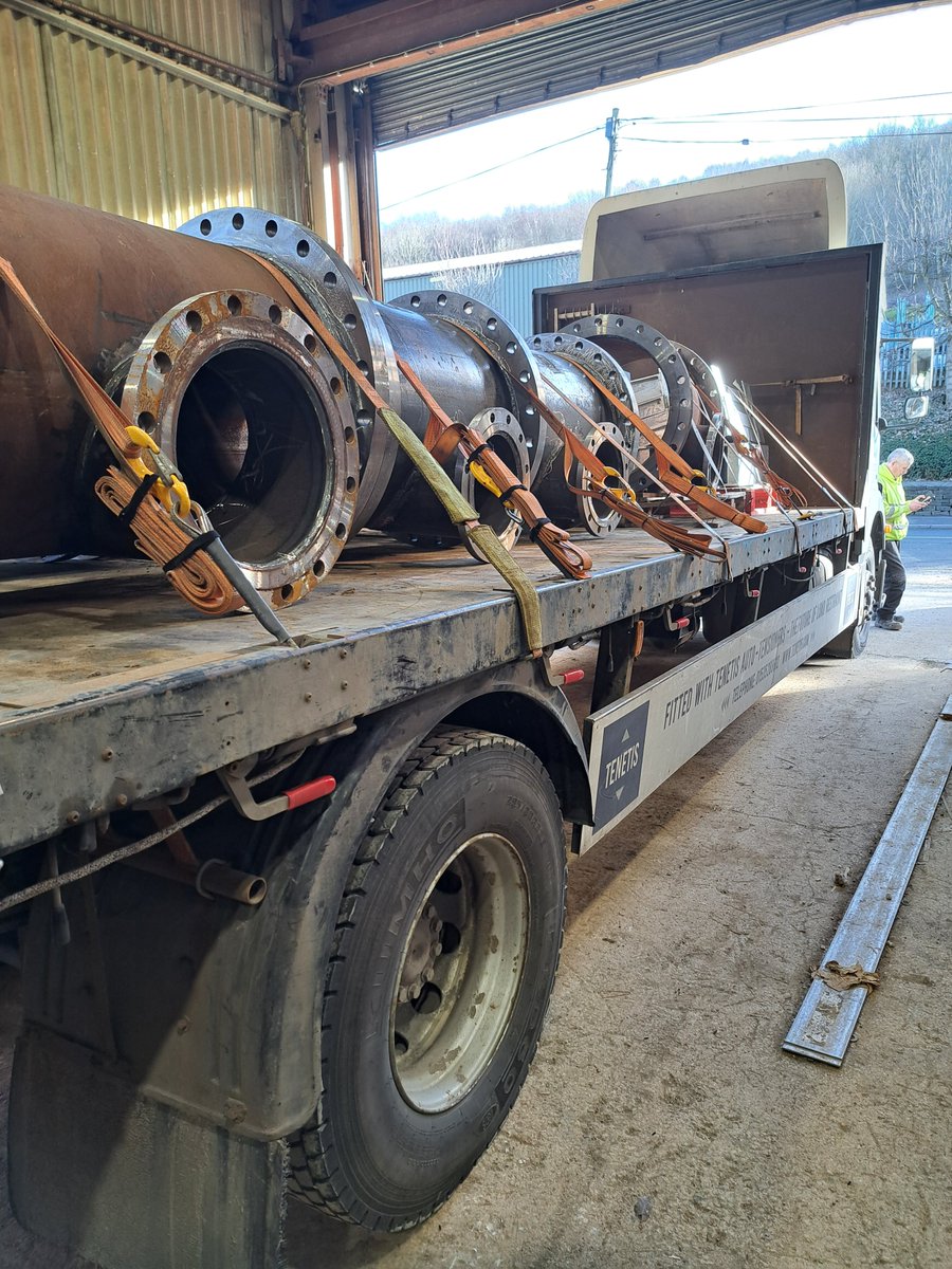 TenetisLtd's tweet image. Steel Pipework restrained using Tenetis - Auto-tensioners

#loadrestraint #loadrestraintsystems
#ratchetstraps #autotensioners #tenetis #trucksafety #loadsecuringsystems #healthandsafety #ukmfg #ukmanufacturing #steelfitting #pipe #Fabrication #georgegreen