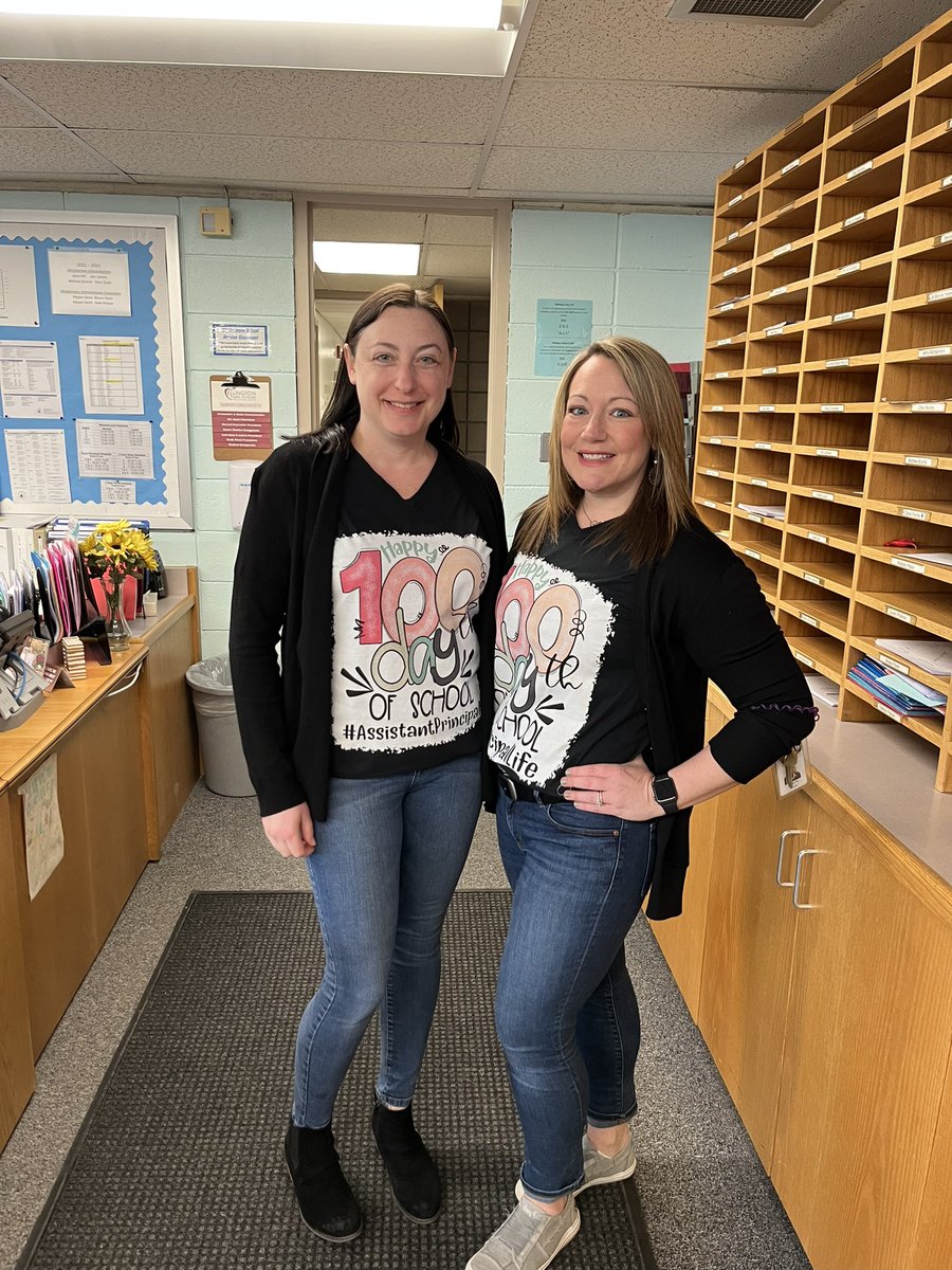 PrincipalJHill's tweet photo. Happy 100th Day of School! #100daysofschool #kindergarten @APJJames @WindyWhales @ErinLaFleche @VGibb01 @DebbieHurlburt https://t.co/gPXzOMtVT0