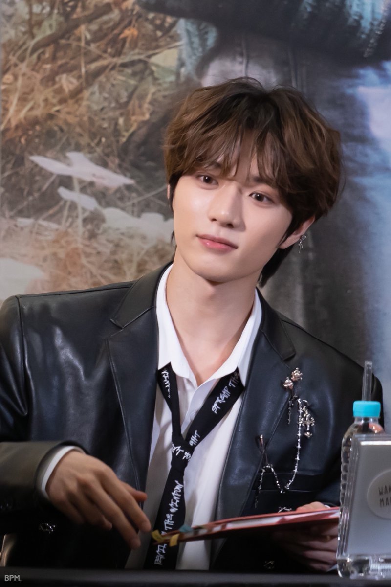 cutter ˚ ༘ on Twitter: "RT @Mali_KT2465: 230206 M2U 팬사 💕 오늘 범규 🥰😍 #범규 ...