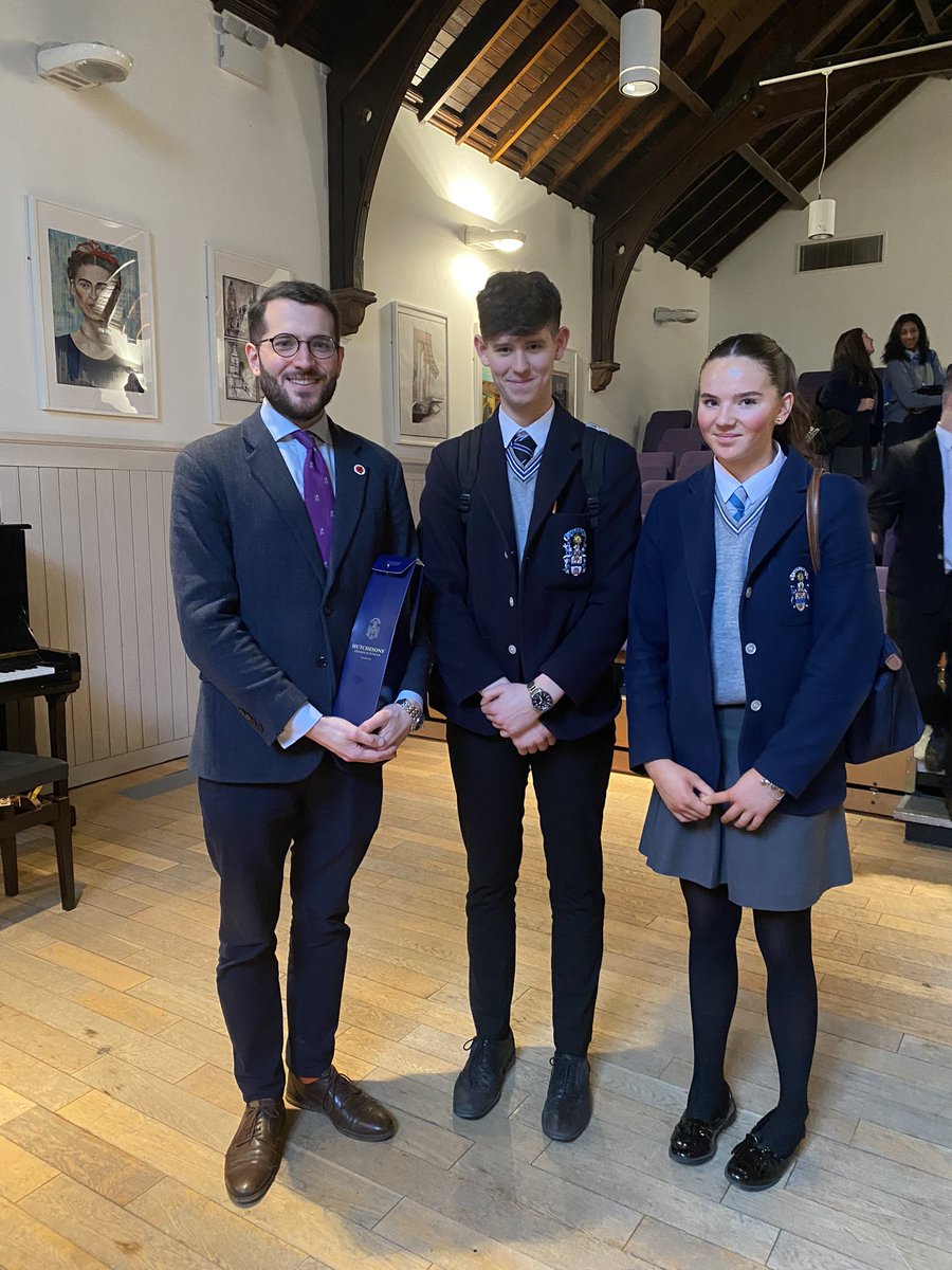 Very grateful to you <a href="/PaulJSweeney/">Paul Sweeney</a> MSP for coming in to speak to S4 and AH today - an hour wasn’t long enough for all of the questions! Thank you.