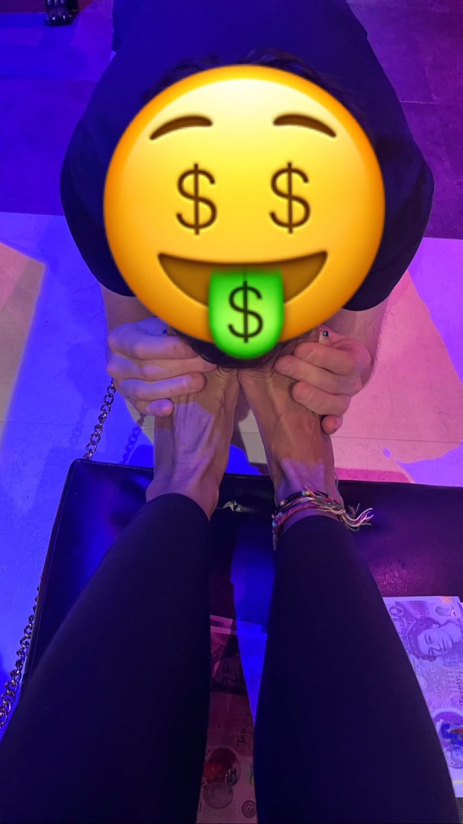 ASK YOUR DAD On Twitter 2hr Session With My Cash Dispenser foot Boy ask-your-dad-on-twitter-2hr-session-with-my-cash-dispenser-foot-boy