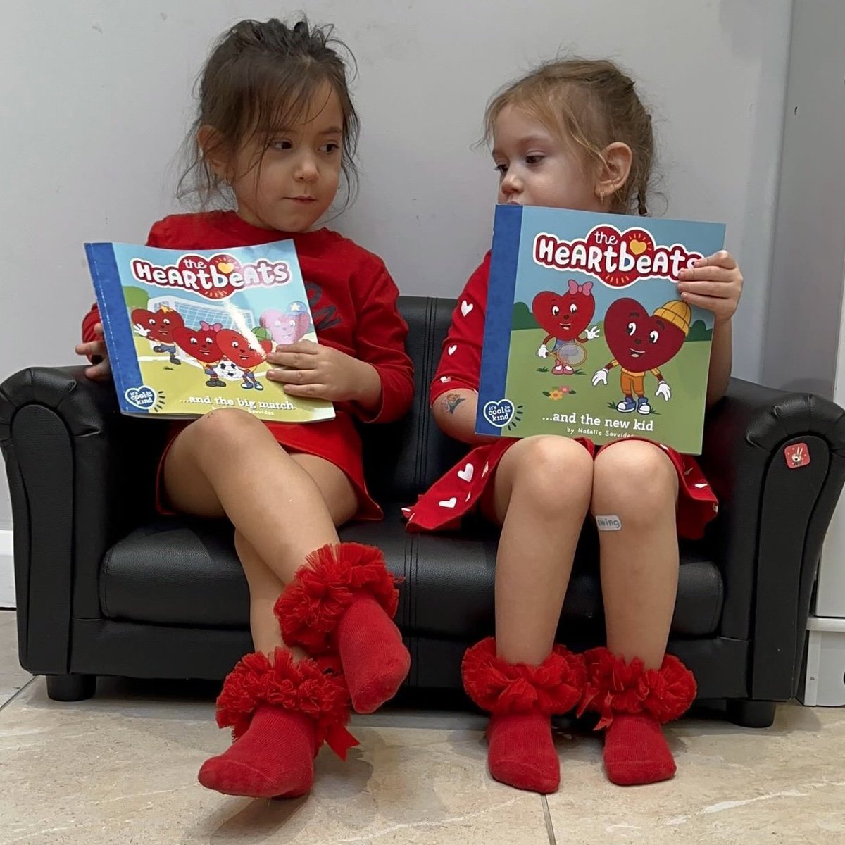 heartbeatsofcl's tweet image. Little readers big Heartbeat fans! 💞📚💖
Please do keep sharing your photos with us - we love to receive them
👉Take a look: theofficialheartbeats.com
#theofficialheartbeats #quotes #Kindness