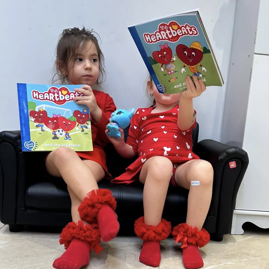 heartbeatsofcl's tweet image. Little readers big Heartbeat fans! 💞📚💖
Please do keep sharing your photos with us - we love to receive them
👉Take a look: theofficialheartbeats.com
#theofficialheartbeats #quotes #Kindness