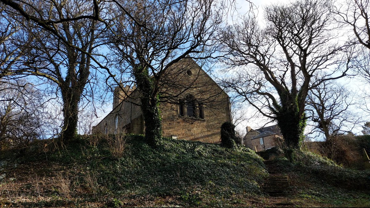 aljaroo1874's tweet photo. Today's #Run took me over the 1745 #BattleOfPrestonpans fields &amp; up to #TranentParishChurch where the #CameronHighlanders of the #JacobiteArmy used the #Churchyard walls as defenses to fire on #SirJohnCope &amp; the #BritishArmy 
#EastLothian https://t.co/VWUYHPjccm