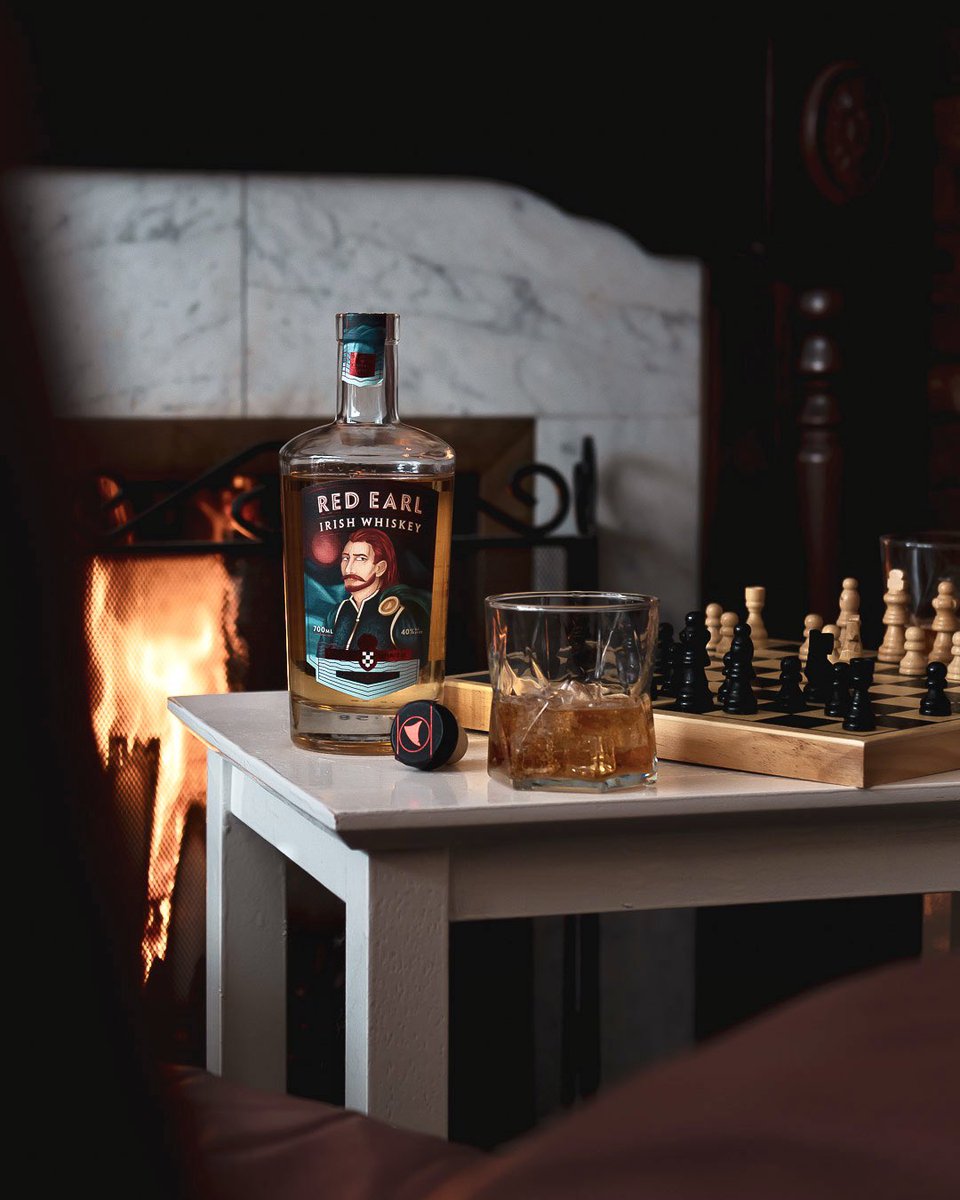 kinsalespiritco's tweet photo. Cheers, to finishing off a long Bank Holiday weekend 🥃 https://t.co/0BQSIvwjpf