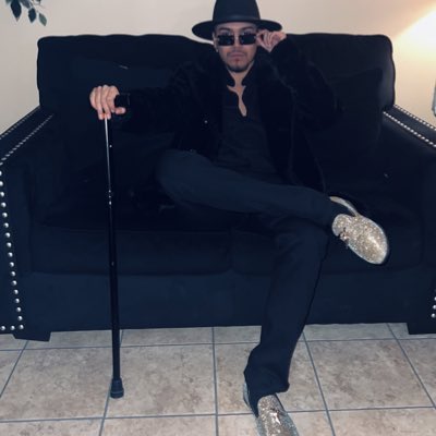 chooch_martinez's tweet photo. #NewProfilePic https://t.co/H1YlFfHX0v