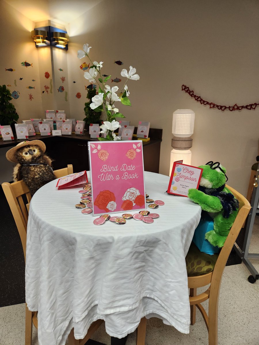 simpsonlibrary's tweet photo. Chez Simpson soft opening! Blind Date With a Book prix fixe menu available for a limited time! Located near the Popular Reading section. 💖📚💖📚💖📚 https://t.co/qgDwPrS1wi