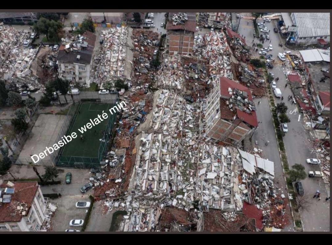 Xwede tu alîkar be ev çı tofane... Derbasi welatê mine birîndar...
#Erdhej #deprem