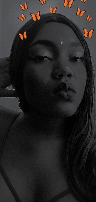 Loving every moment&hearts;️ https://t.co/wxuloMDZ0w<a href="/tag/nuevafotodeperfil"class="tags"><span>#nuevafotodeperfil</span></a>