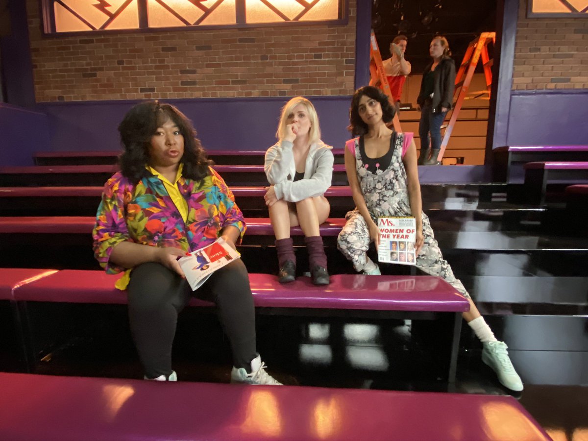 The glow season ya never saw <a href="/netflix/">Netflix</a>  I’m havin a real memory lane moment ok…let me live! 🧜‍♀️