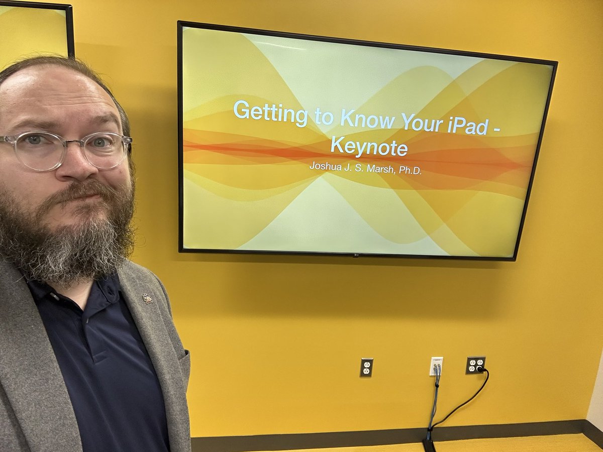 jjsmarsh's tweet image. Let’s do this thing! #appleprofessionallearning #appleedu #edchat #ipaded #phdchat