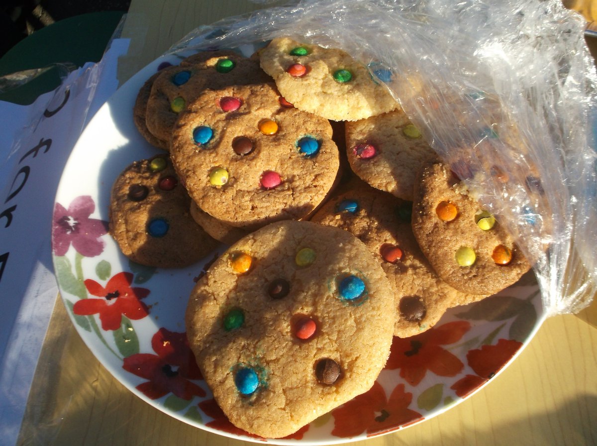 HappisburghSch's tweet photo. Junior Friends have had a very successful cake sale this afternoon.  We are overwhelmed with the support from our families and community.
#cakesale #juniorfriends #yummyscrummy https://t.co/gcjzkWSksl