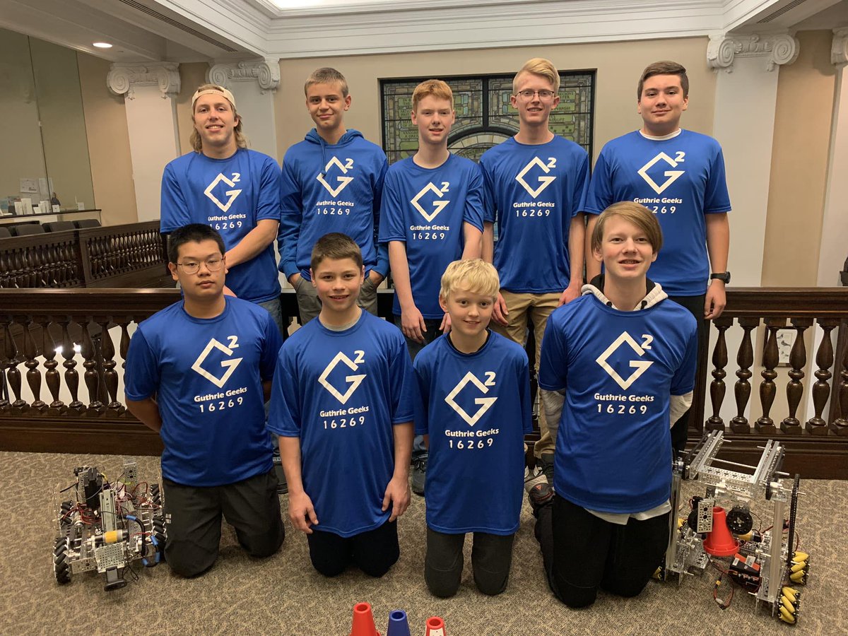 Skayl_It's tweet photo. Did you know? 🤖Skayl sponsors a local robotics team called the Guthrie Geeks-FTC Team 16269. Proud to say the team placed 4th out of 30 teams in the last qualifier! We're honored to play a part in inspiring these future science &amp; technology leaders! #omgrobots #morethanrobots https://t.co/0XyAOIQTdp